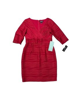 BNWT Jessica Howard Evening size 14 Red Ruched V Neck 3/4 Sleeve Wiggle Dress